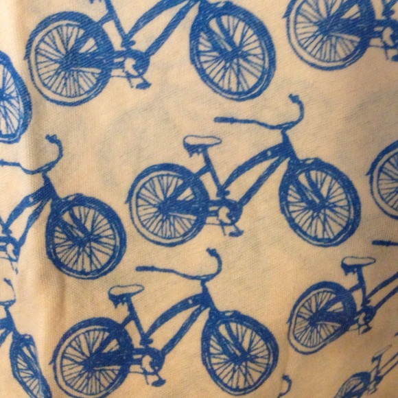 BDG Printed V-neck Tee - Picture 4 of 4