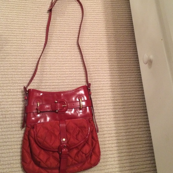 100% authentic red Burberry cross body - Picture 2 of 4