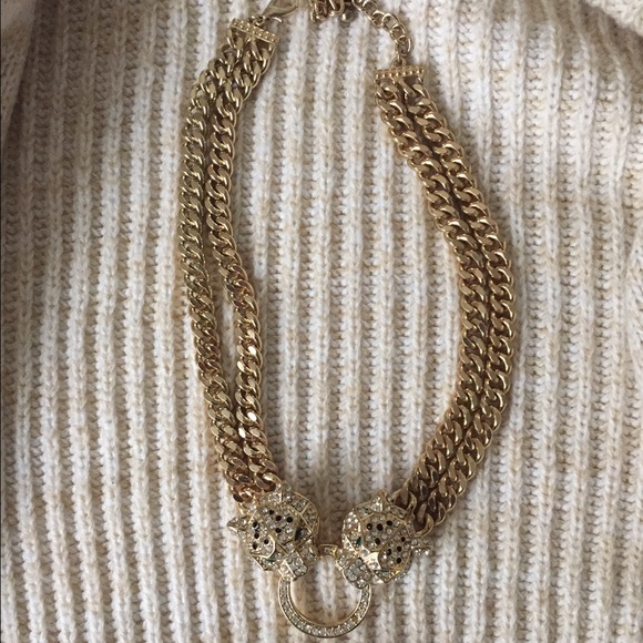 Lion chain