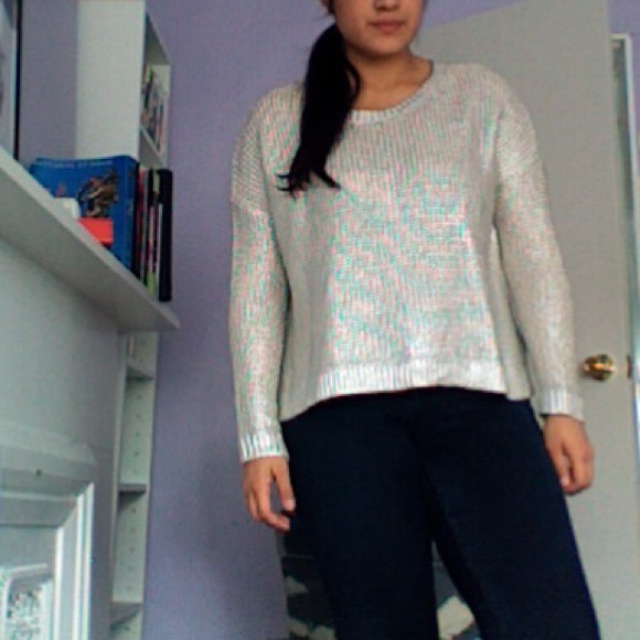H&M Silver Sweater - Picture 2 of 2