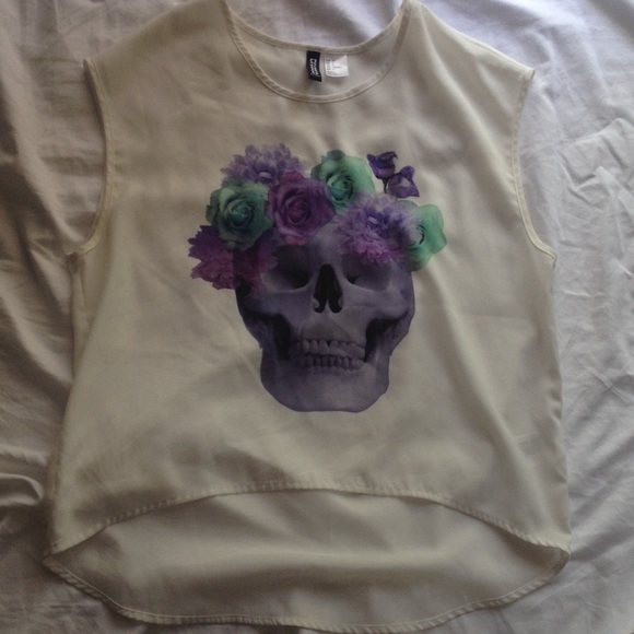 H&M Divided Skull and Flowers Soft Grunge Tank