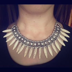 H&M statement necklace