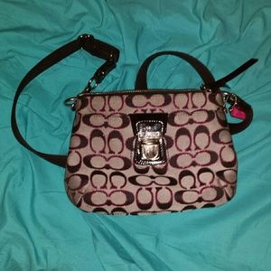Small Coach crossbody purse
