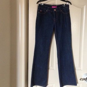 Size 7 boot cut jeans by Glo.