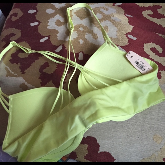 Victoria Secret bra - Picture 2 of 4