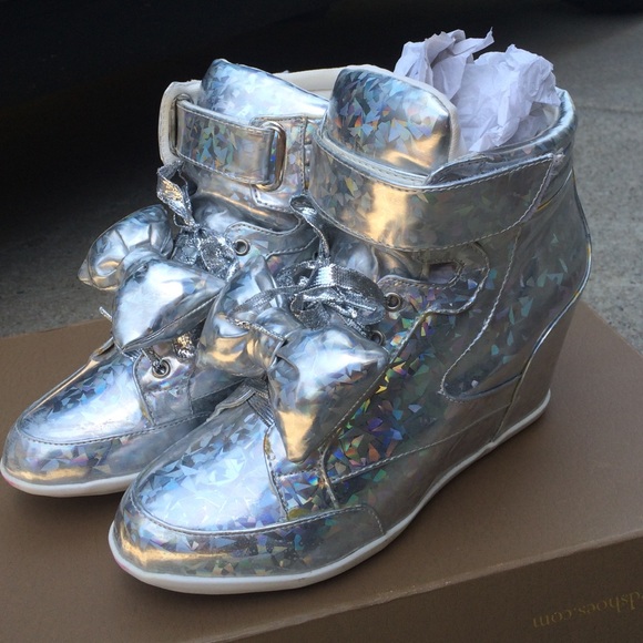 Amore Hologram Bow Lace Up Sneaker Wedges