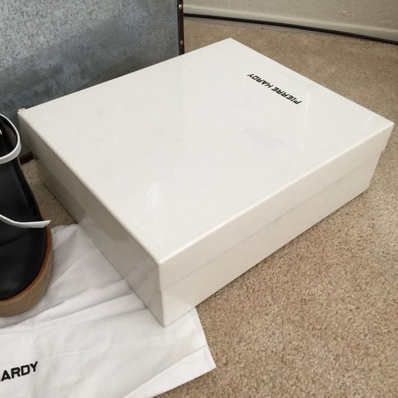 Pierre Hardy black ankle strap wedges - Picture 4 of 4