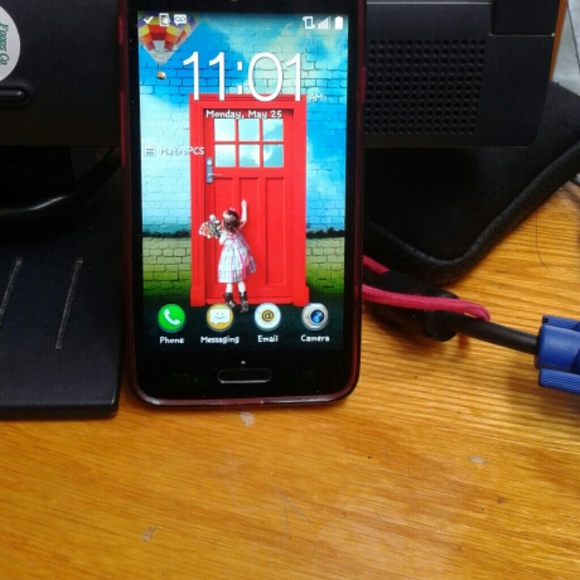 Cell Phone w case