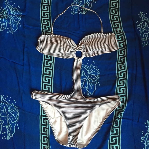 🔹Never worn🔹Arizona striped bathing suit
