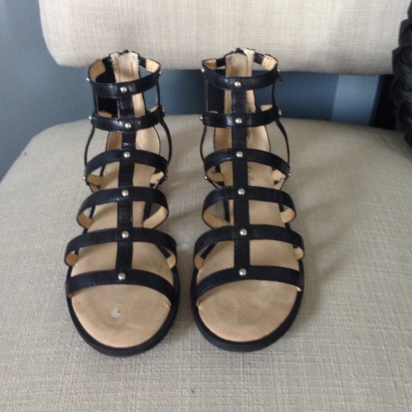 Lucky brand black leather gladiators