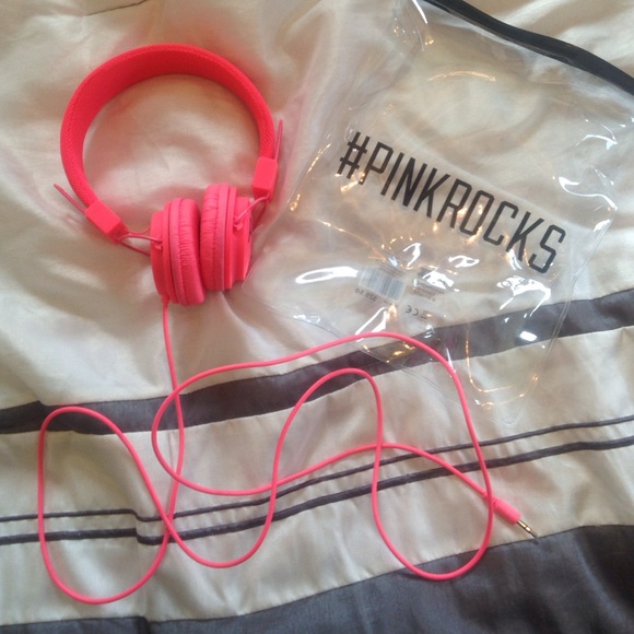 Victoria's Secret headphones