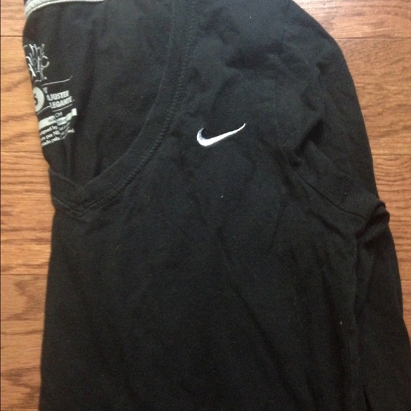 Nike V neck long sleeves - Picture 2 of 2