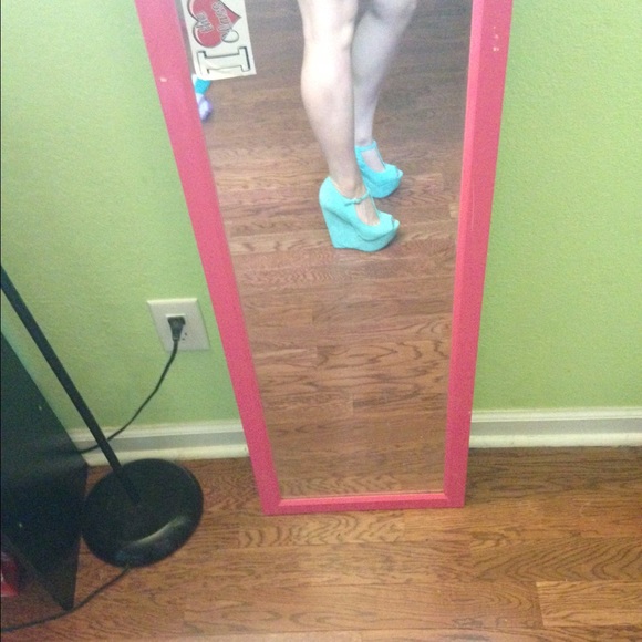 Wedges - Picture 2 of 3