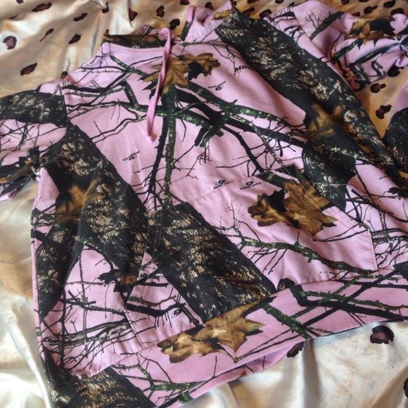 Pink Camo hoodie!