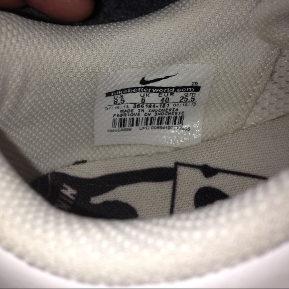 Nike Active Sneakers (Cheerleading) - Picture 4 of 4