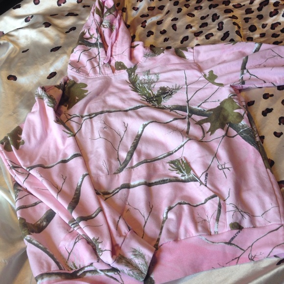 Light pink Camo hoodie!