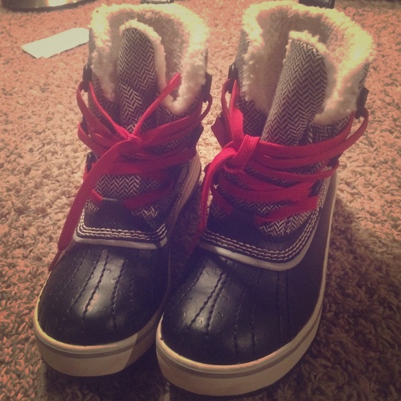 RESERVED FOR @sanock18. Sorel winter boots
