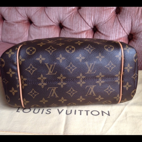 SOLD 🌸LV Totally pm🌸 - Picture 2 of 4