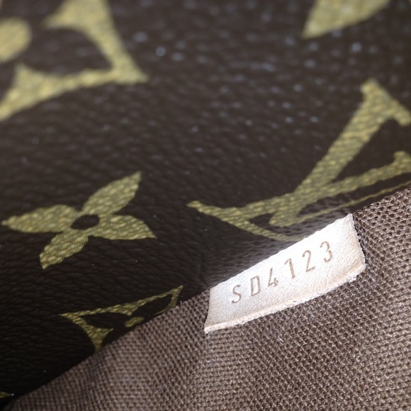 SOLD 🌸LV Totally pm🌸 - Picture 3 of 4