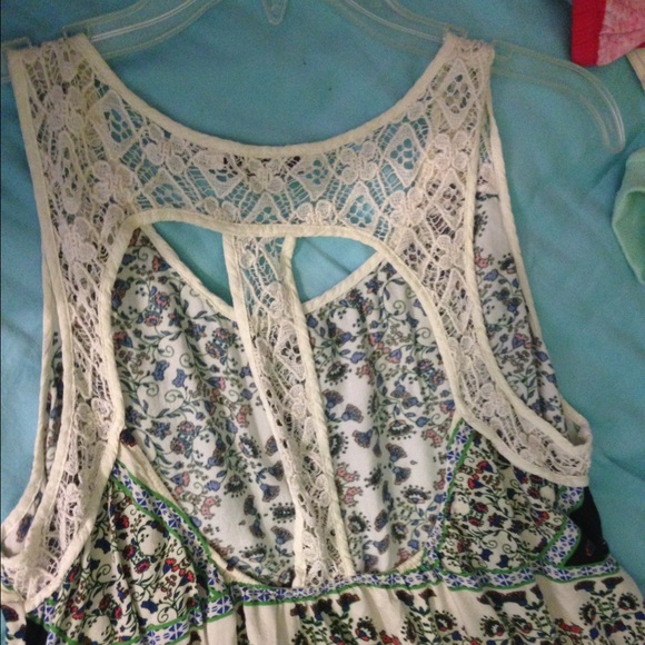 Cute shirt! - Picture 2 of 2