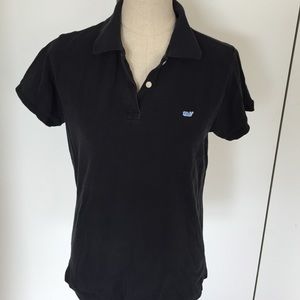 Dark grey/black vineyard vines shirt
