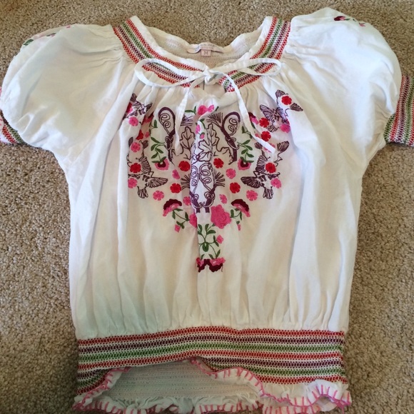 Beautiful shirt with knit detail