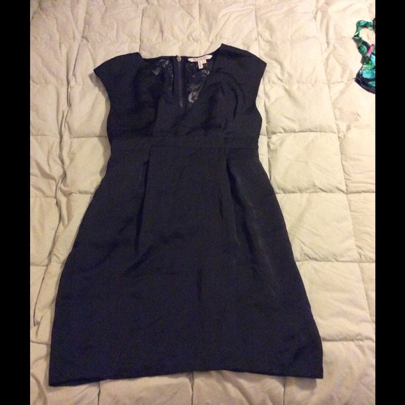 BCBGeneration Dresses & Skirts - BCBGeneration little black sleeveless dress sz 2