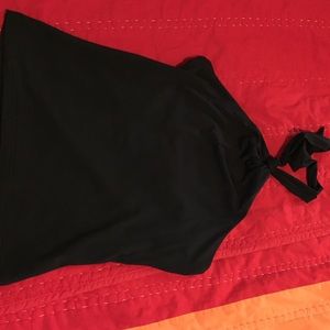 Black stretch top really cute