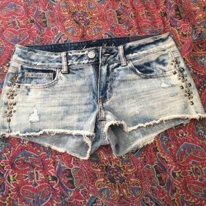 💞Size 6 shorts from American eagle