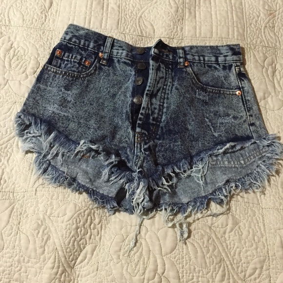 🔆SOLD @ resale shop🔆 Festival Short