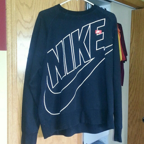Black nike crew neck