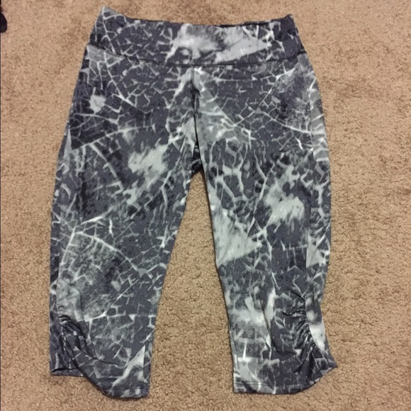 Jockey Printed Workout Capris Crops Tights