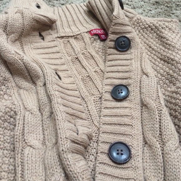 Tan/brown thick oversized sweater - Picture 4 of 4