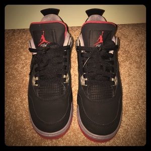 Air Jordan 4 "Black Cement"