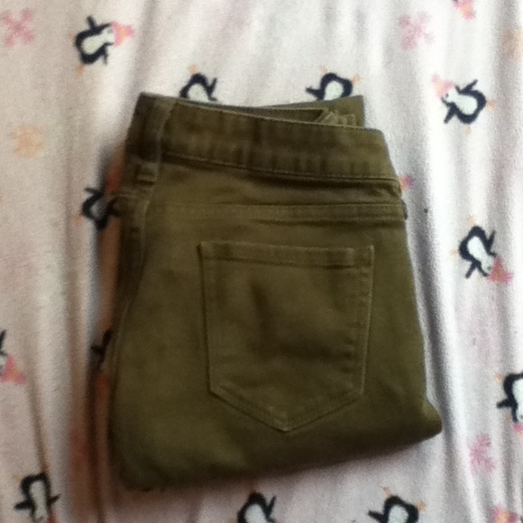 Forest-green skinny jeans