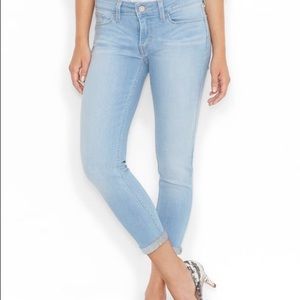 NWT Levi's cropped jegging!