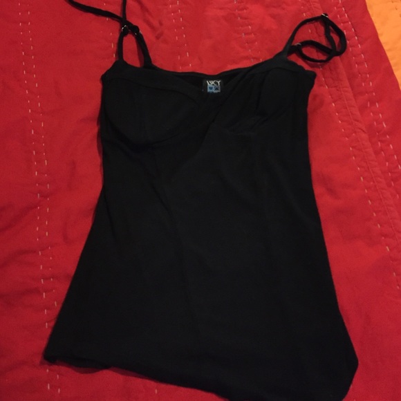 Nice black top