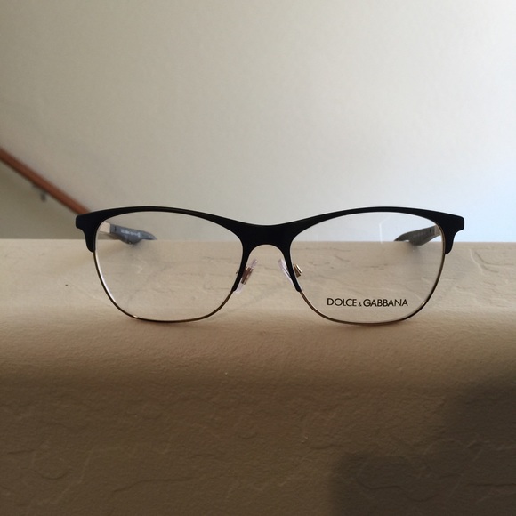 Auth like new Dolce & Gabanna non prescription - Picture 2 of 4