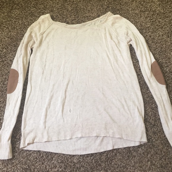 Brandy Melville tan sweater