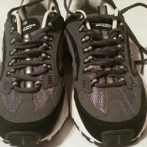 NEW Skecher shoes