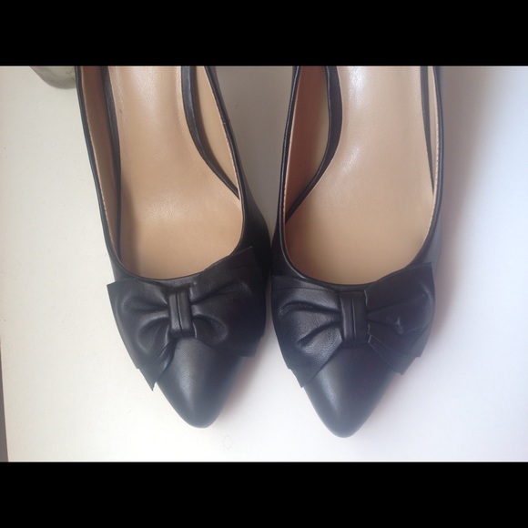 Shoes - Picture 3 of 3