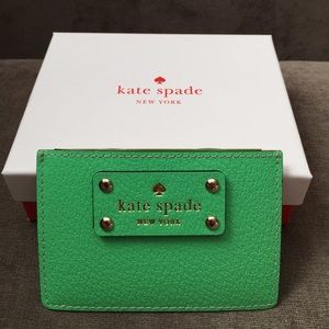 Kate Spade Graham Wellesley Wallet in "Budgreen"