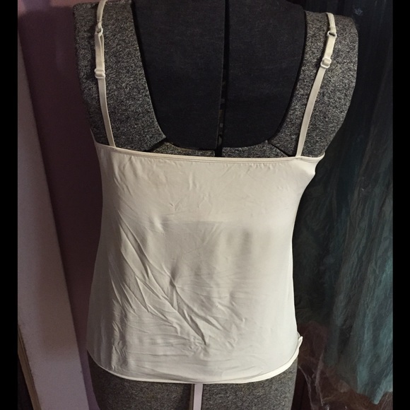 Silky off white shell - Picture 2 of 3