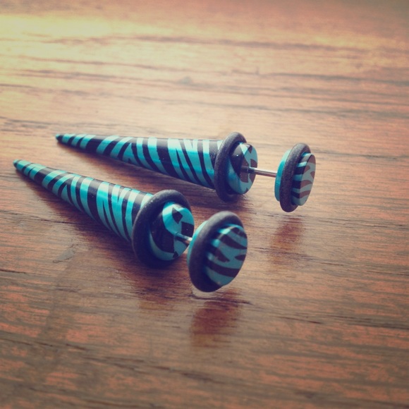 Faux earring gauges!