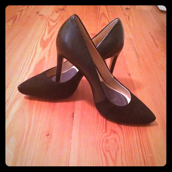 Banana republic pumps