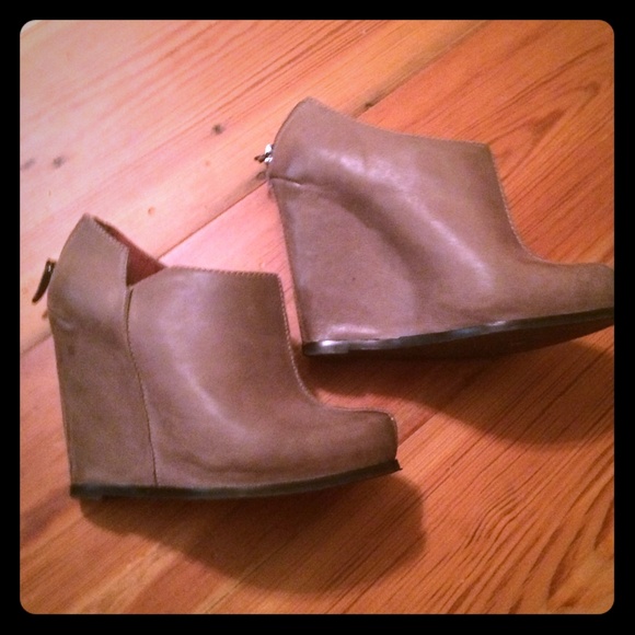 Taupe wedge booties
