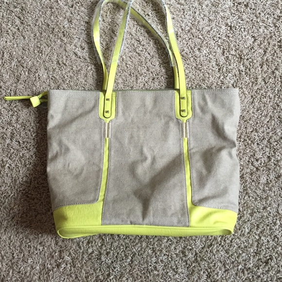 Stella and Dot Classic tote