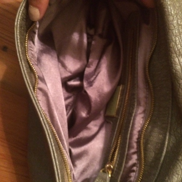 Taupe clutch - in great condition - Picture 2 of 2