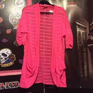 Pink plus size top👚🎀.