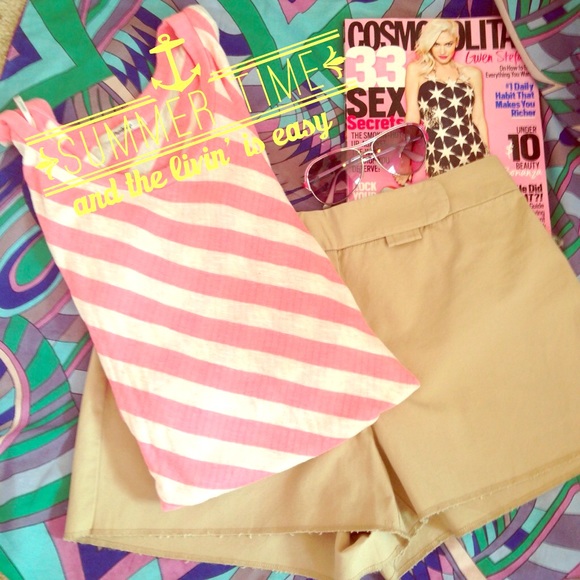 J. CREW NWT Khaki Flat Front Shorts Size 8